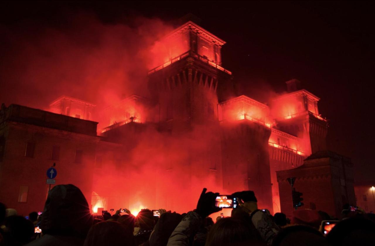 Vizi E Virtu Appartement Ferrara Buitenkant foto